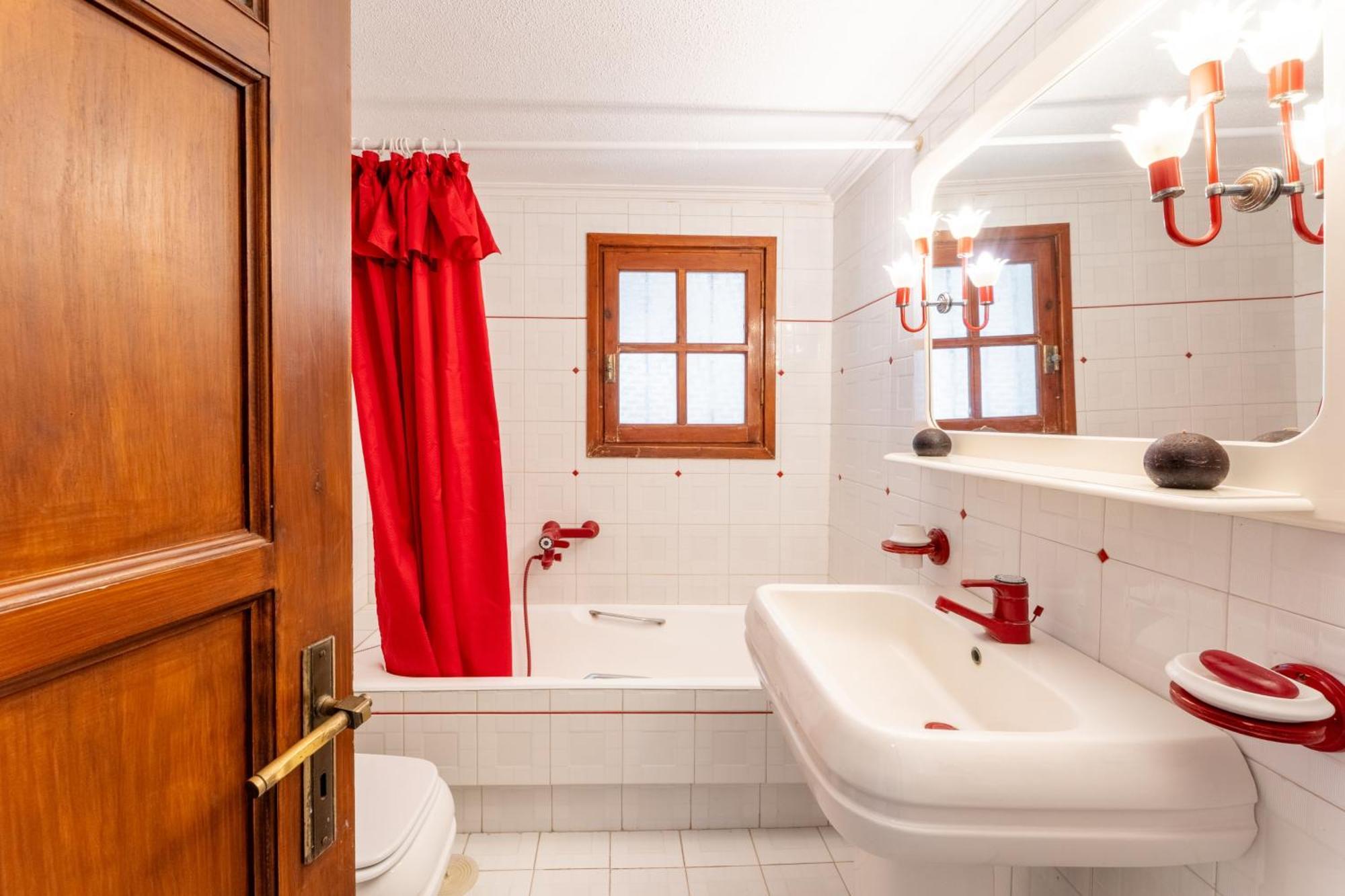Вилла The House Of Gratitude - Poolside Retreat Лутра-Ореас-Эленис Экстерьер фото