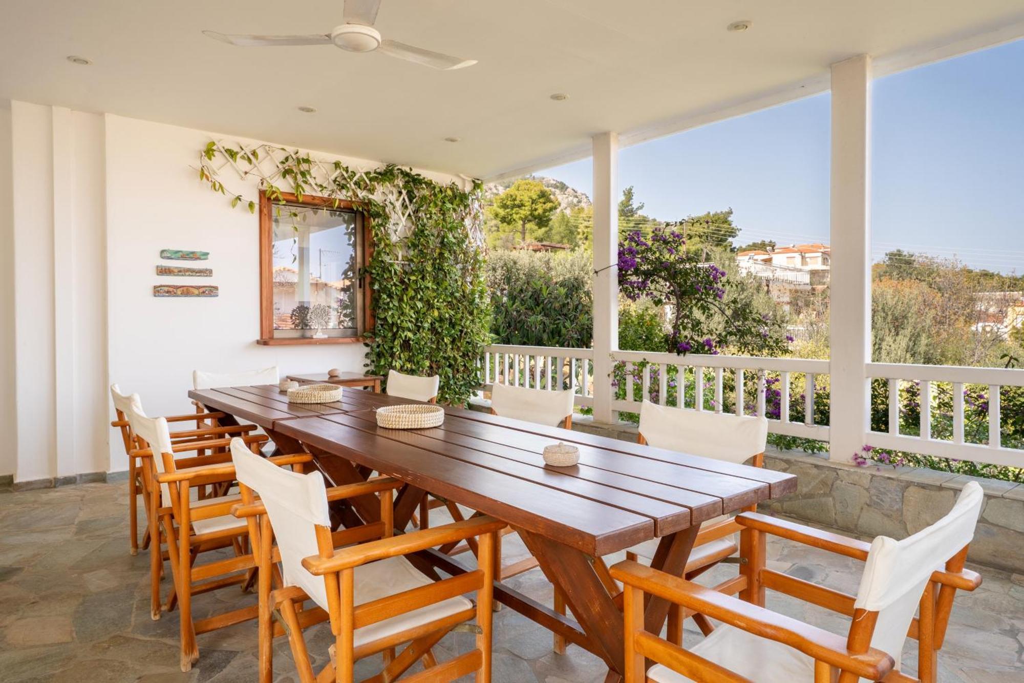 Вилла The House Of Gratitude - Poolside Retreat Лутра-Ореас-Эленис Экстерьер фото